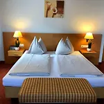 Motel55 - Nettes Mit Self Check-in In Villach, Warmbad Apart Otel 3*