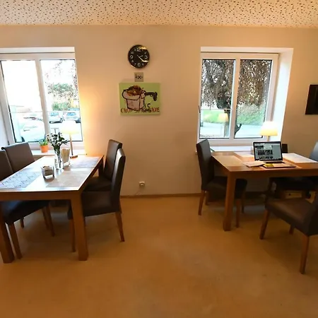 Aparthotel Motel55 - Nettes Mit Self Check-in In Villach, Warmbad Villach