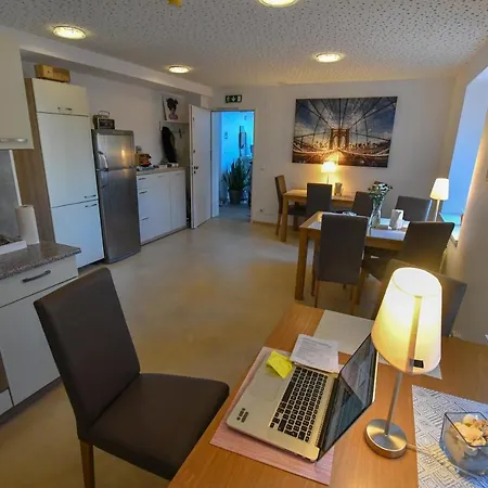 Motel55 - Nettes Mit Self Check-in In Villach, Warmbad 3* Villach