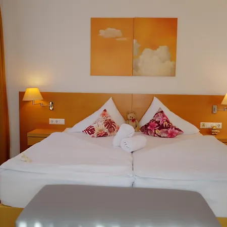 Motel55 - Nettes Mit Self Check-in In Villach, Warmbad 3*