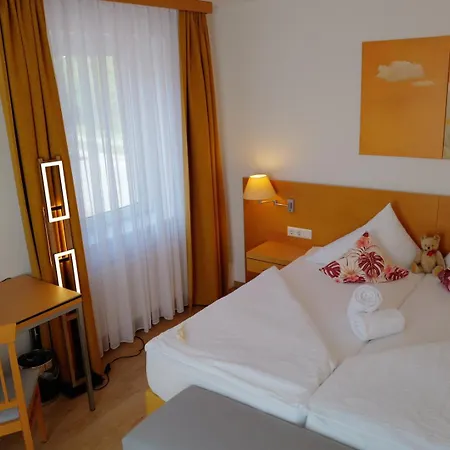 Motel55 - Nettes Mit Self Check-in In Villach, Warmbad