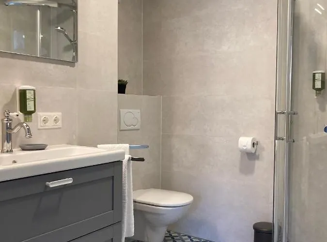 Aparthotel Motel55 - Nettes Mit Self Check-in In Villach, Warmbad